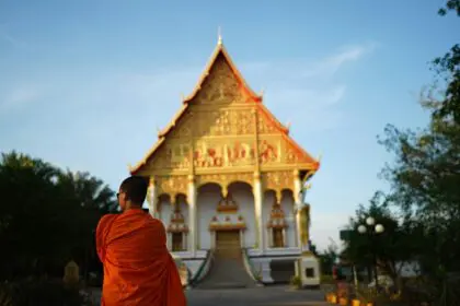 laos-Vientiane-tong-kbp-RQ4jsBc4uL8-unsplash