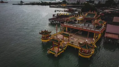 malaysia-george-town-wind-tan-CE5dHSDgW7o-unsplash