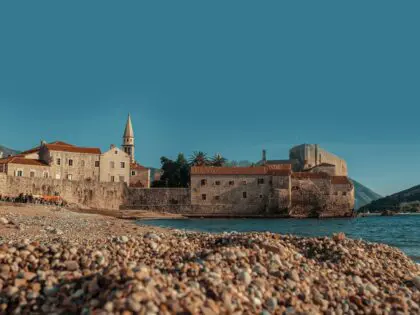 montenegro-budva-ender-vatan-2_wSj_4osX0-unsplash