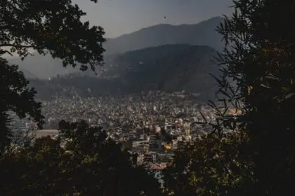 nepal-kathmandu-michael-starkie-j2ligTqDvNU-unsplash