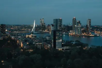 netherlands-Rotterdam-stijn-hanegraaf-MnVF9RoStbw-unsplash