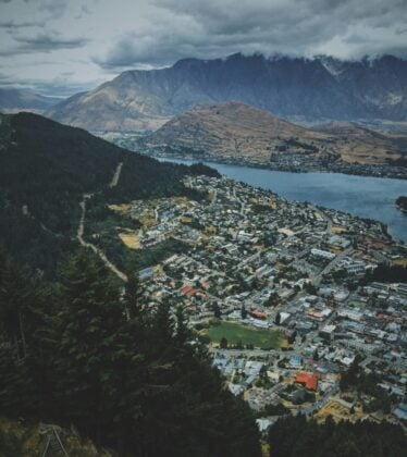 new-zeland-queenstown-new-zeland-queenstown-jeff-finley-9da-AbKbr-g-unsplash