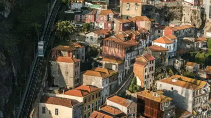 portugal-Porto-tj-holowaychuk-MUHe6nNMXVI-unsplash