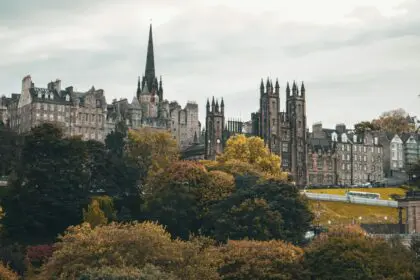 scotland-edinburgh-vishnu-prasad-RKGx41Dc1DM-unsplash