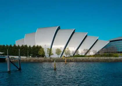 scotland-glasgow-brian-aitkenhead-BvhkZKbGkrQ-unsplash