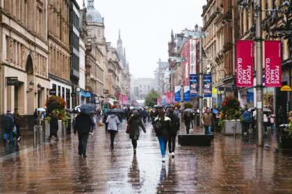 scotland-glasgow-jason-briscoe-jAE0R8jVOAA-unsplash