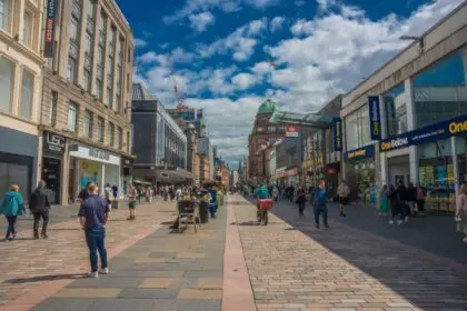 scotland-glasgow-winston-tjia-13wslWTuqH0-unsplash