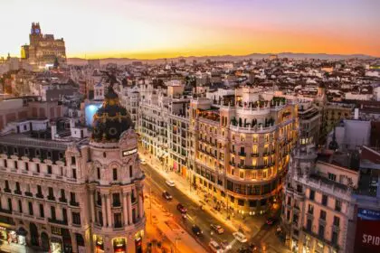 spain-Madrid-florian-wehde-WBGjg0DsO_g-unsplash