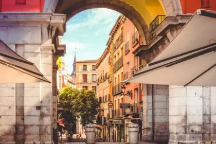 spain-Madrid-victor-OO0_7yJa-s0-unsplash
