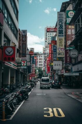 taiwan-taipei-bas-glaap-6WGBumlmwHM-unsplash