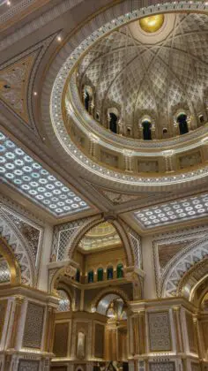 the-united-arab-emirates-abu-dhabi-devarya-ruparelia-4549sjoX2v8-unsplash