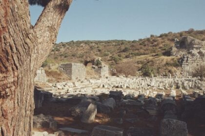 turkey - izmir - deniz-demirci-WykMGApQFyc-unsplash